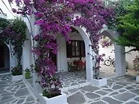 Mersina And Studios * Naousa (Paros)